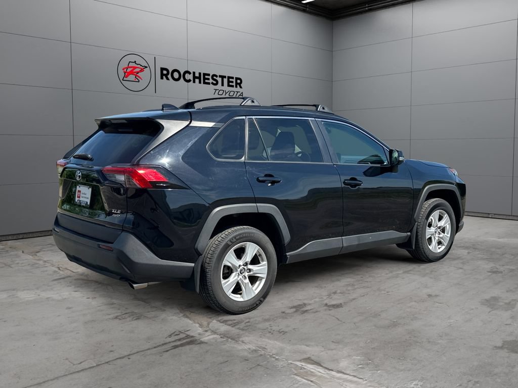 Certified 2020 Toyota RAV4 XLE AWD/4WD image 5