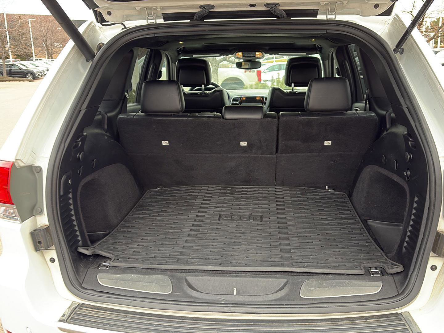 Used 2019 Jeep Grand Cherokee Limited image 7