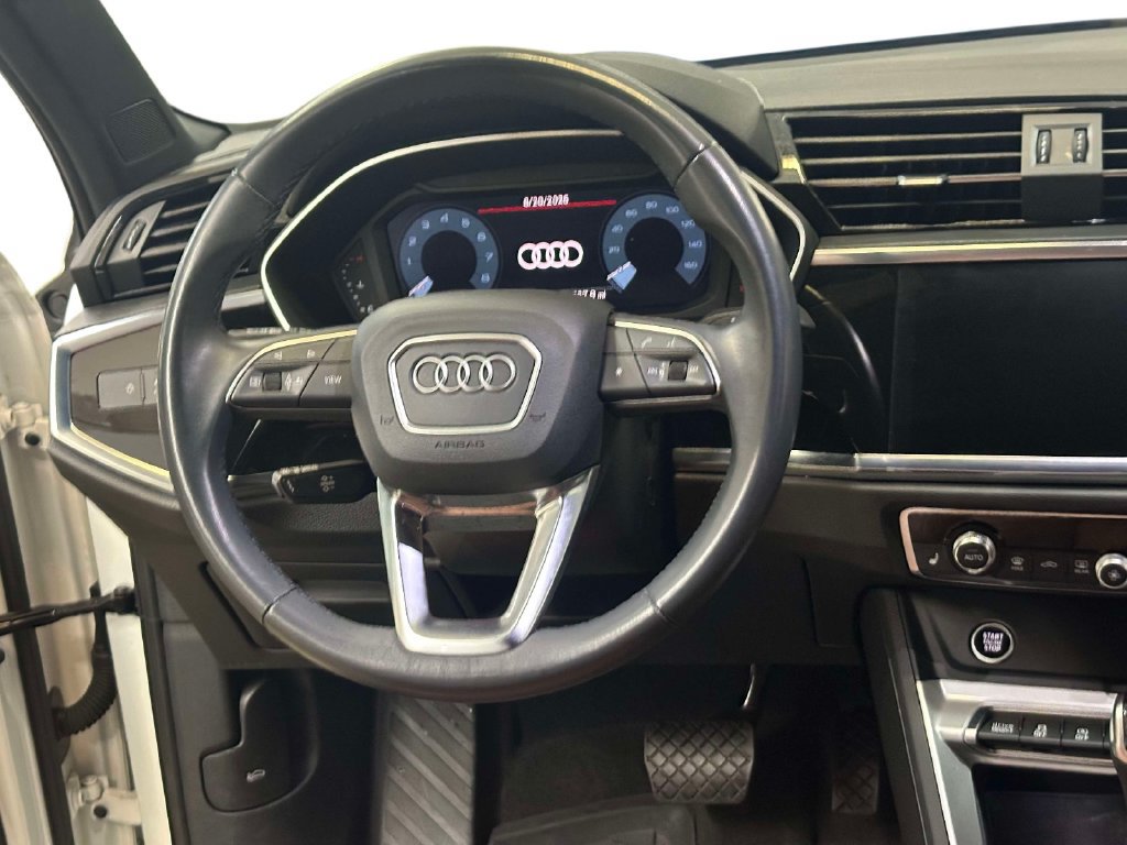 Used 2023 Audi Q3 2.0T Premium w/ Convenience Package AWD/4WD image 19
