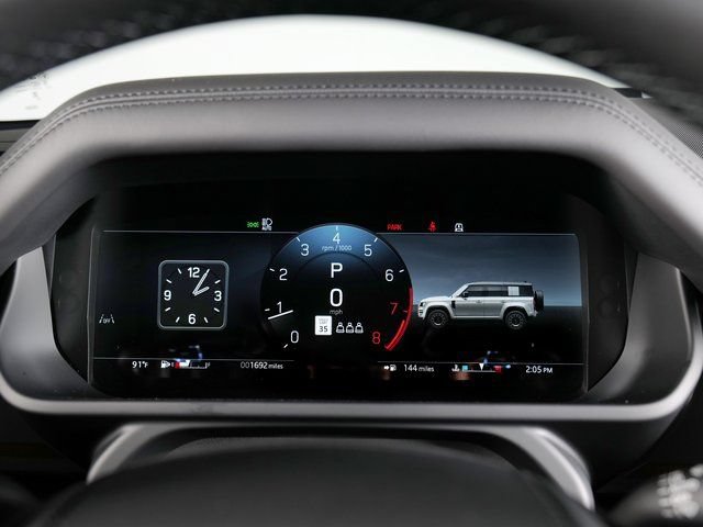 Certified 2025 Land Rover Defender 110 AWD/4WD image 19