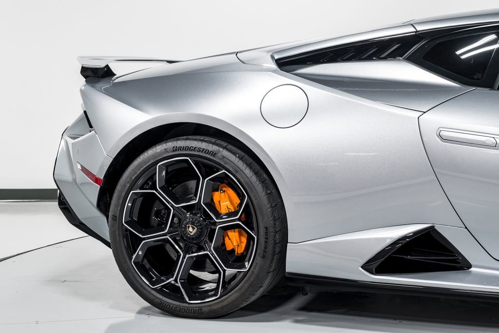 Used 2023 Lamborghini Huracan Tecnica RWD image 47