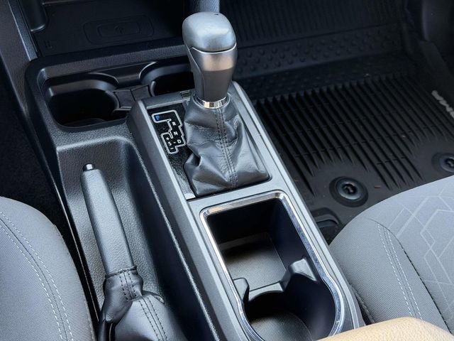 Used 2019 Toyota Tacoma TRD Off-Road image 16