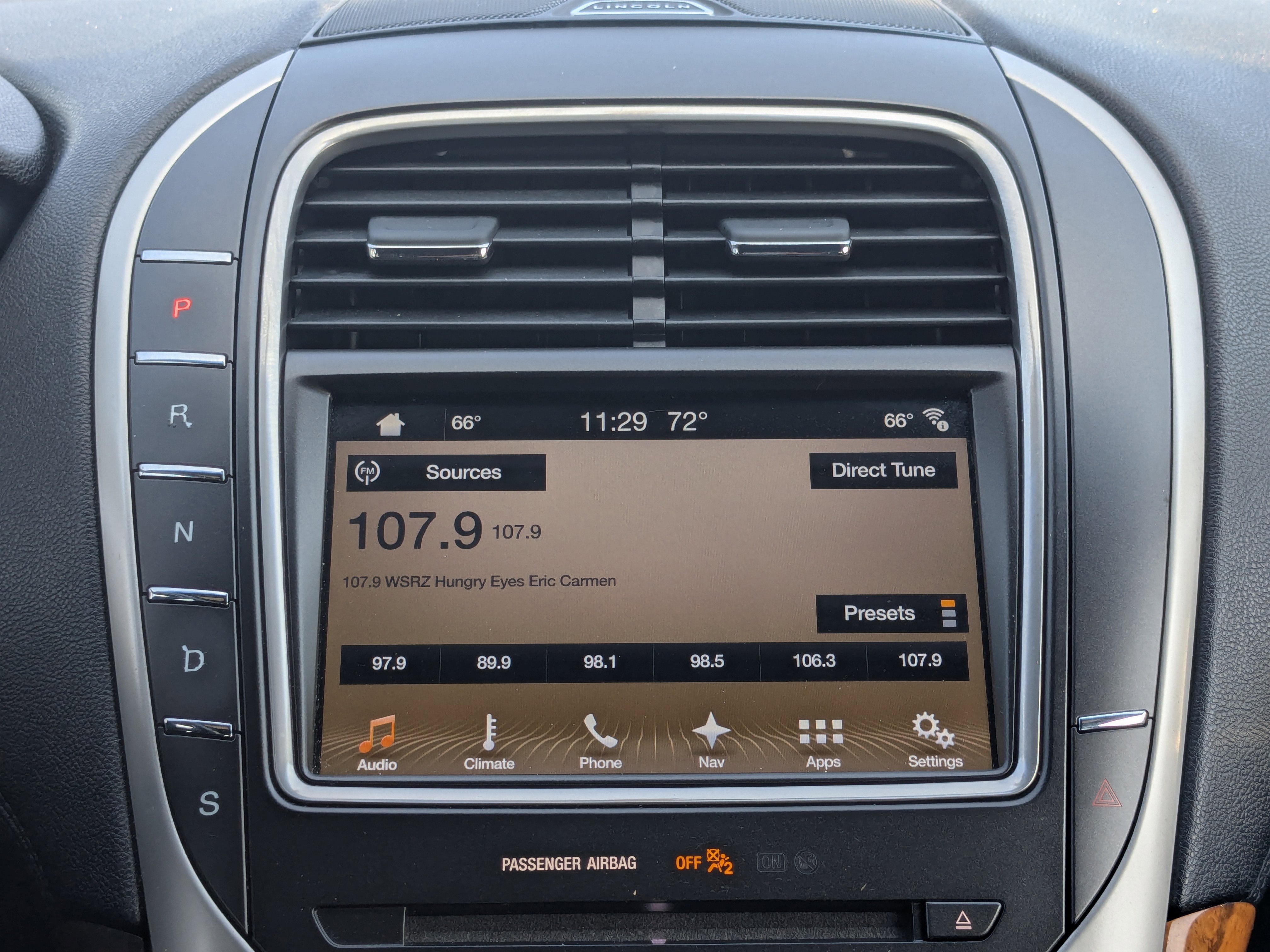 Used 2017 Lincoln MKX Reserve image 19