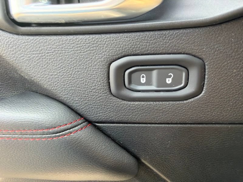 Used 2020 Jeep Wrangler Unlimited Rubicon w/ LED Lighting Group AWD/4WD image 20