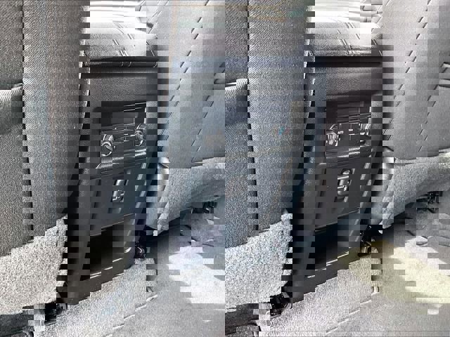 Used 2023 Chevrolet Traverse LT image 29