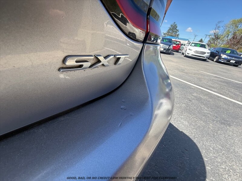 Used 2015 Dodge Charger SXT RWD image 29
