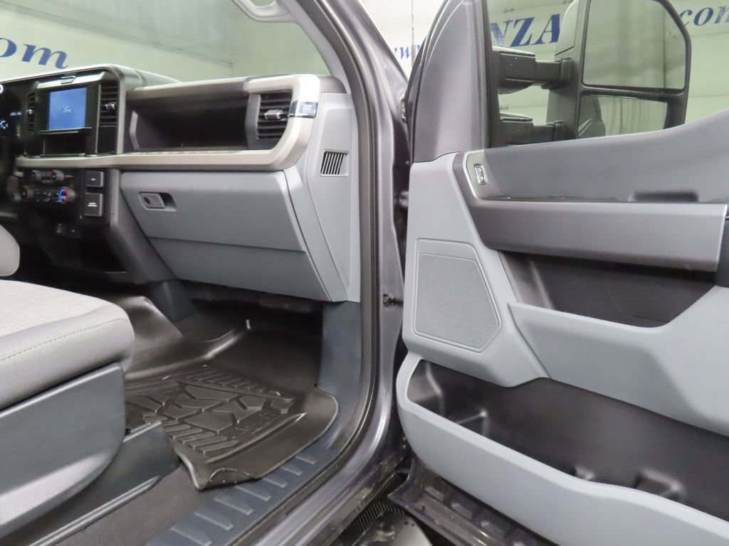 Used 2025 Ford F250 XL w/ STX Appearance Package image 29