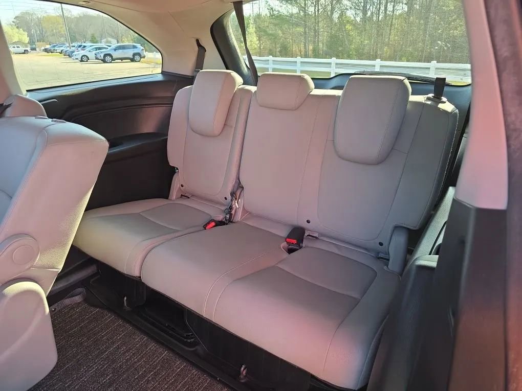 Used 2018 Honda Odyssey EX-L image 51