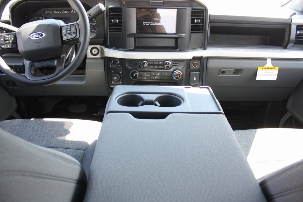 New 2026 Ford F250 XL w/ XL Chrome Package image 15