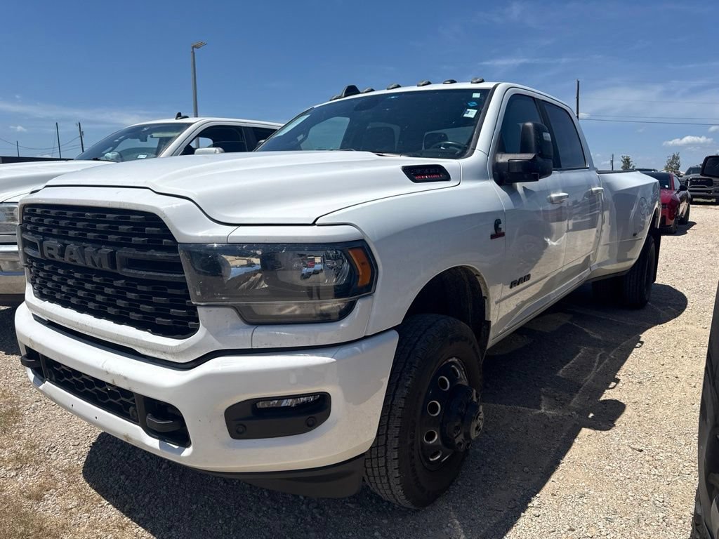 Used 2024 RAM 3500 Lone Star w/ Night Edition AWD/4WD image 3