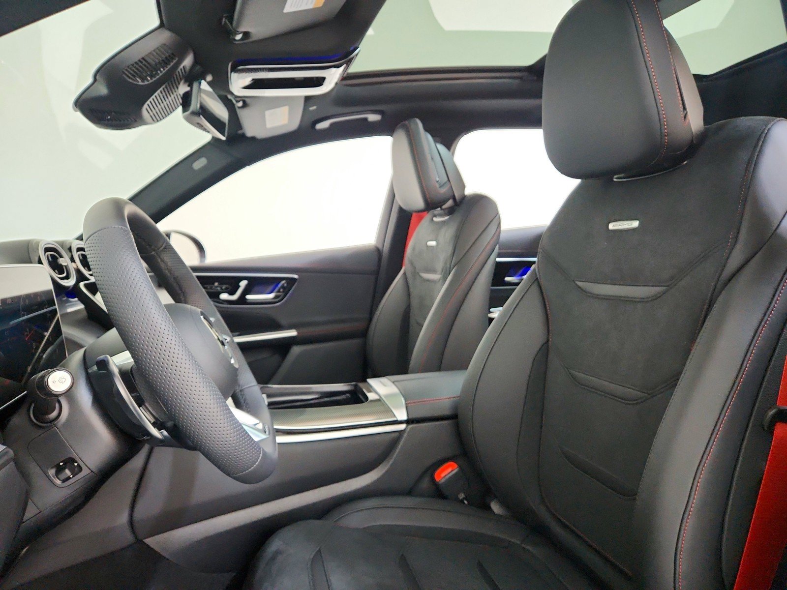 New 2026 Mercedes-Benz GLC 43 AMG 4MATIC image 7
