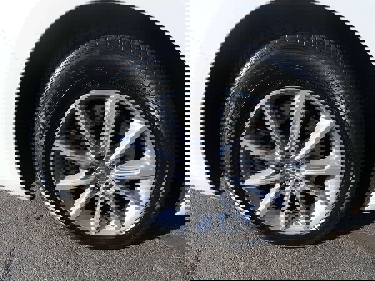 Used 2019 Acura TLX image 32