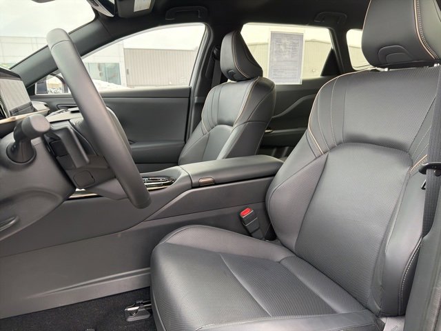 Certified 2025 Toyota Crown Signia XLE image 15