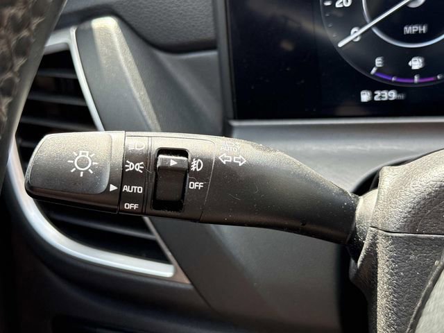 Used 2024 Kia Seltos EX FWD image 23
