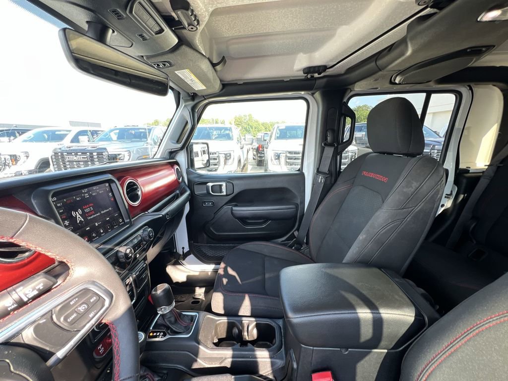 Used 2023 Jeep Gladiator Rubicon w/ Cold Weather Group image 15
