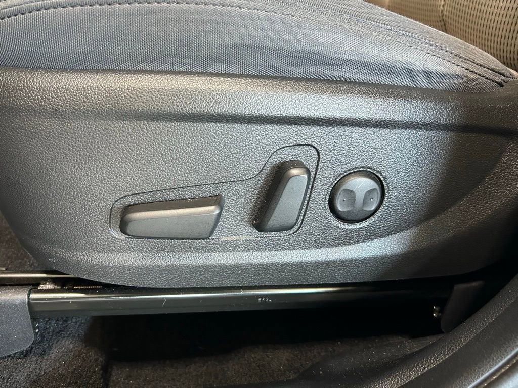 Used 2022 Hyundai Santa Fe SEL image 15