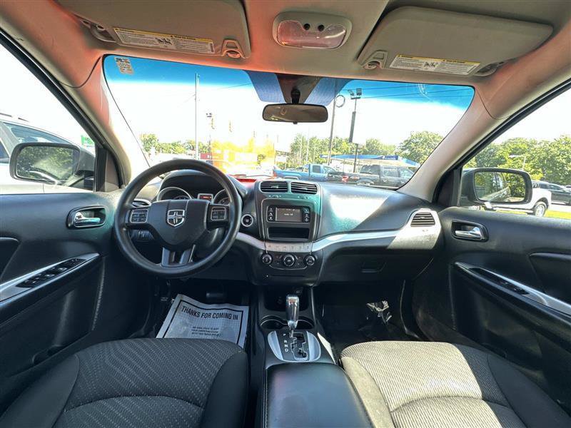 Used 2017 Dodge Journey SE FWD image 13