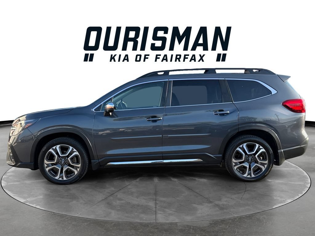 Used 2023 Subaru Ascent Limited w/ Technology Package AWD/4WD image 3