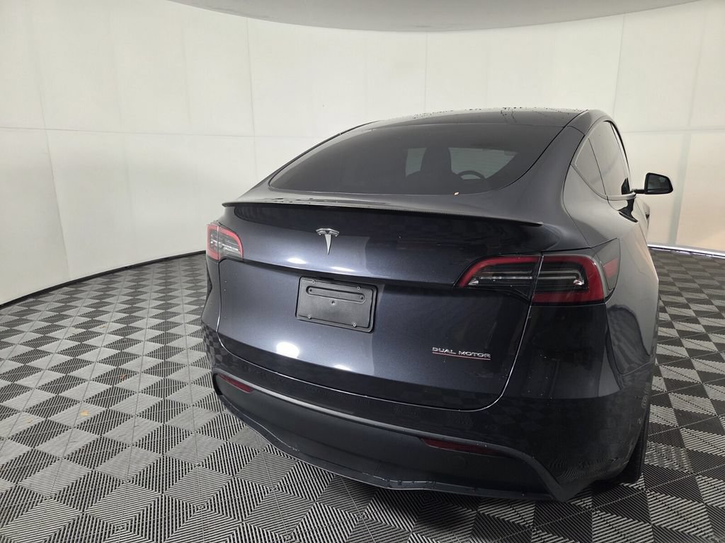 Used 2024 Tesla Model Y Performance AWD/4WD image 7