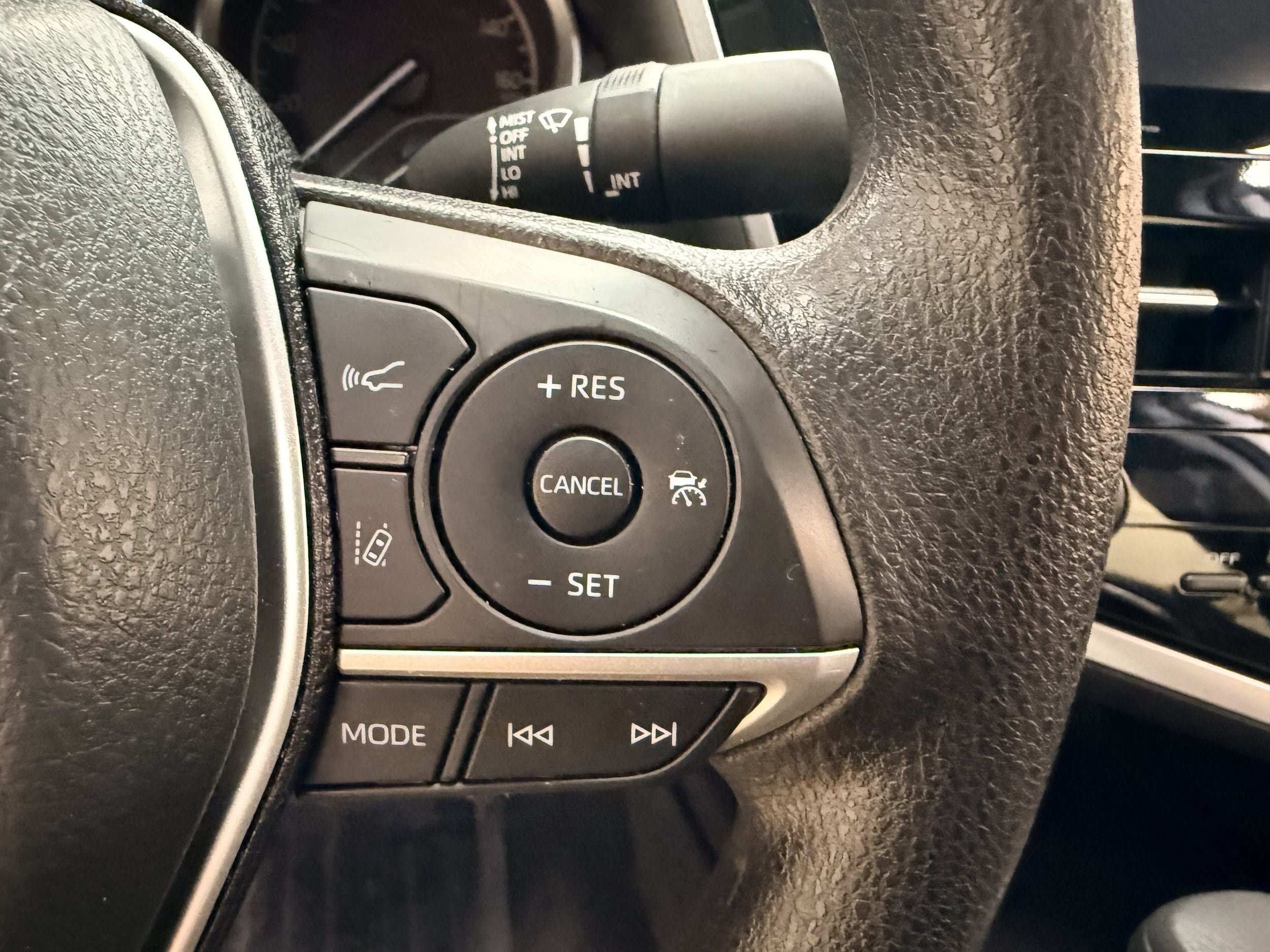 Certified 2024 Toyota Camry LE FWD image 27