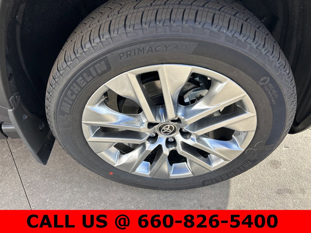 New 2025 Toyota RAV4 XLE Premium image 5