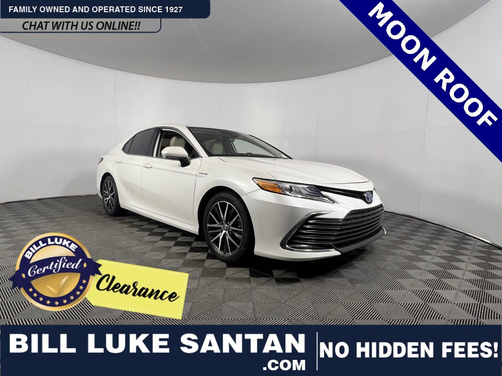 Used 2021 Toyota Camry XLE w/ Navigation Upgrade Package