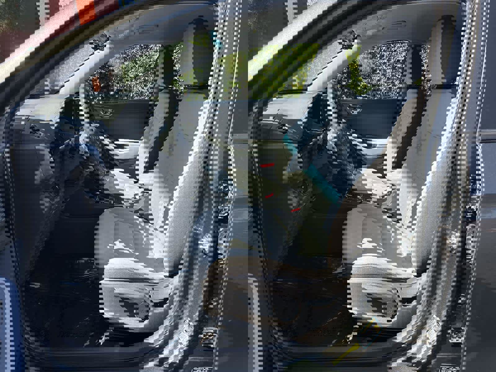 Used 2022 Hyundai Ioniq SE image 11