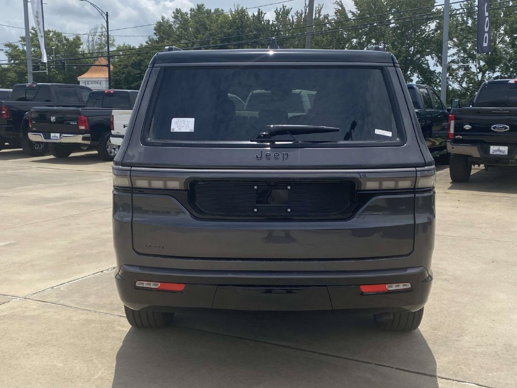 New 2026 Jeep Grand Wagoneer Summit w/ Premium Group III AWD/4WD image 35
