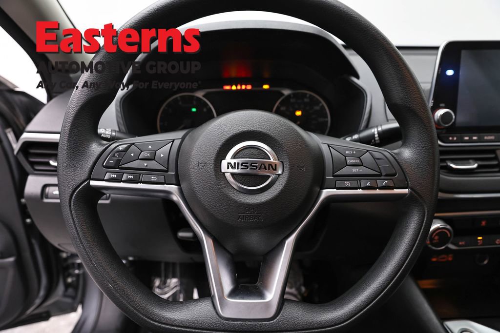 Used 2019 Nissan Altima 2.5 S AWD/4WD image 10