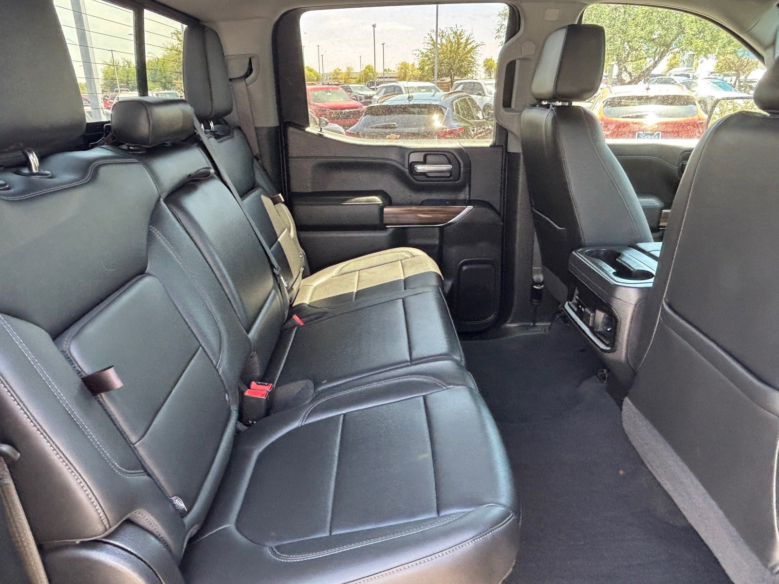 Used 2020 Chevrolet Silverado 1500 LT Trail Boss AWD/4WD image 31