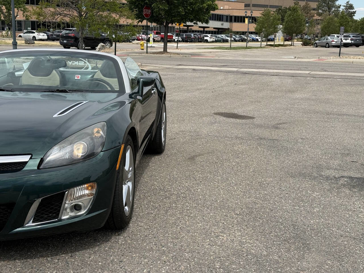 Used 2008 Saturn Sky Red Line RWD image 3