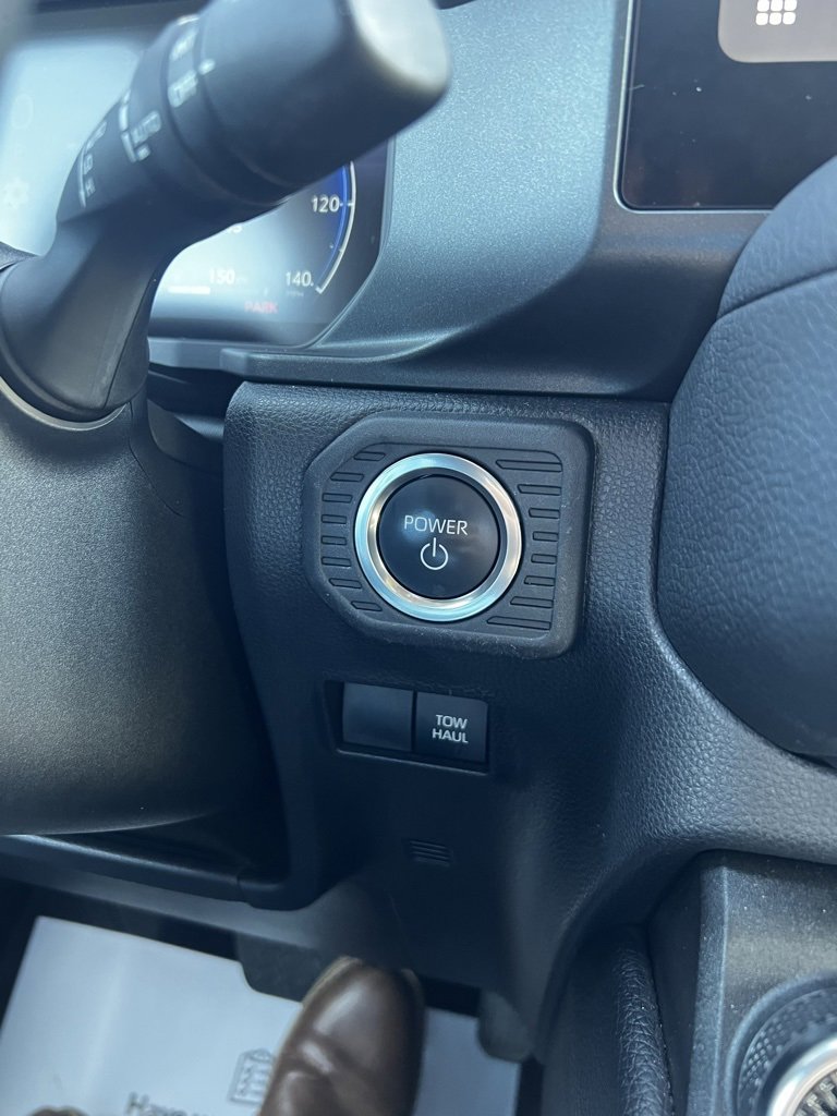 Certified 2024 Toyota Land Cruiser image 19