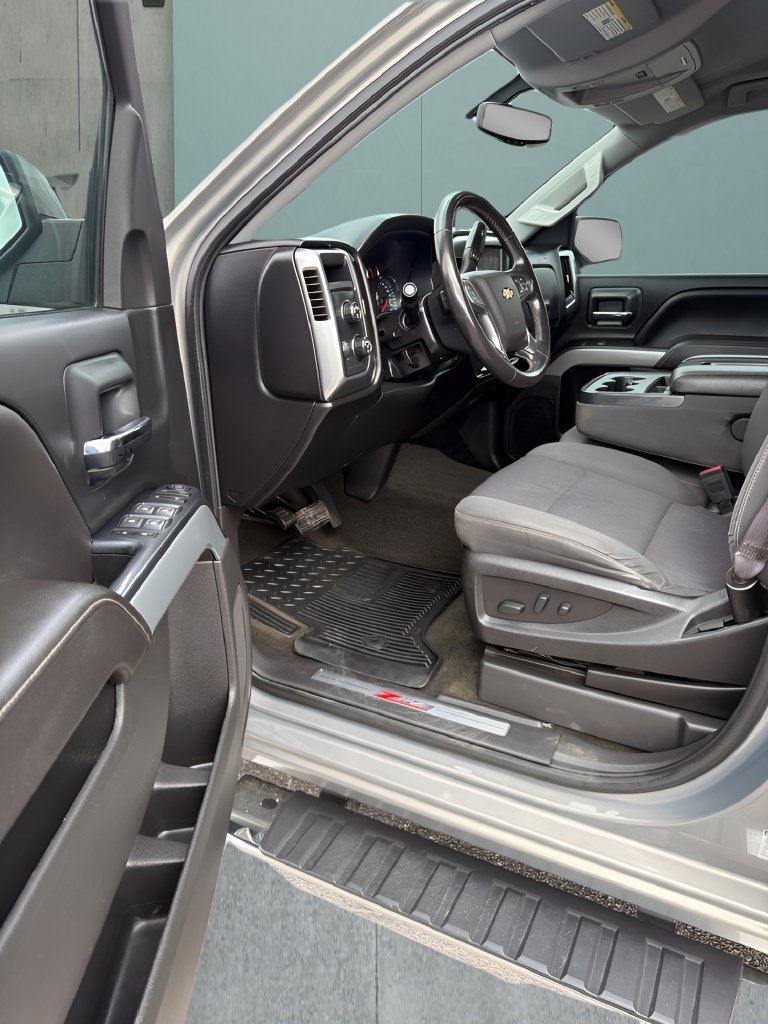 Used 2017 Chevrolet Silverado 1500 LT w/ Texas Edition AWD/4WD image 11