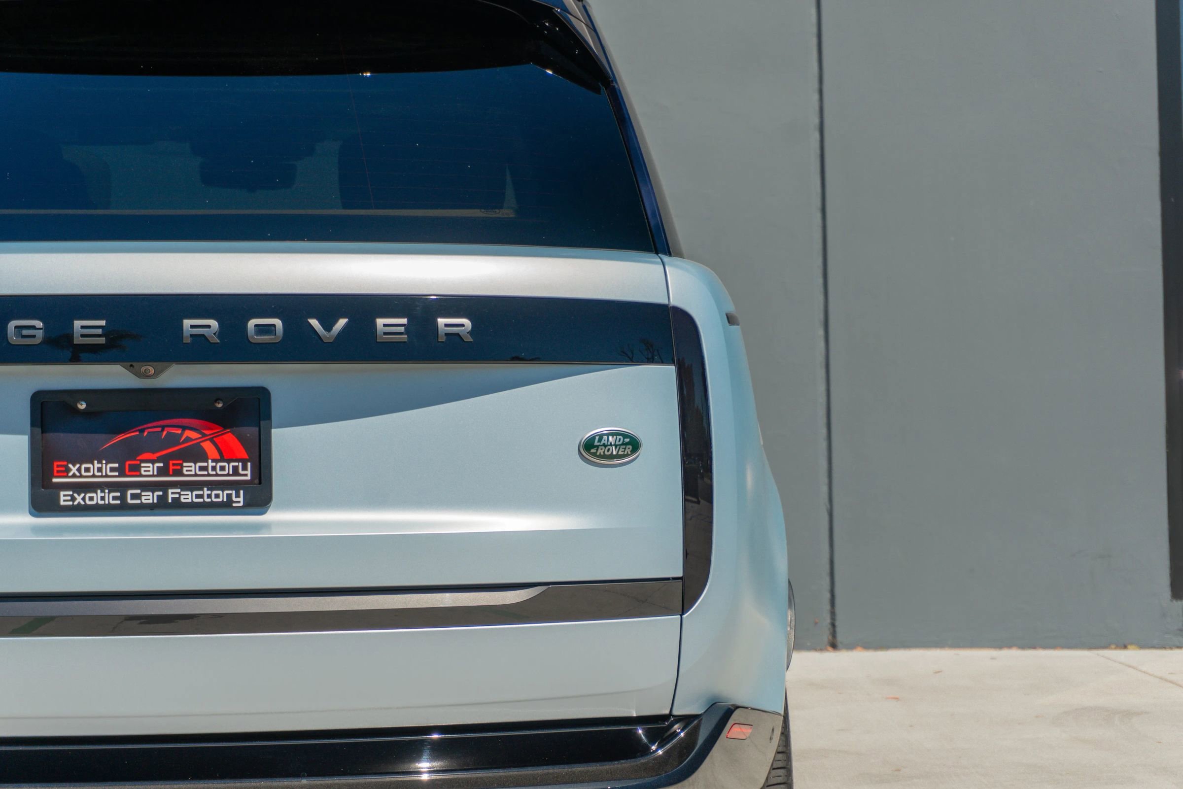 Used 2023 Land Rover Range Rover Autobiography image 46