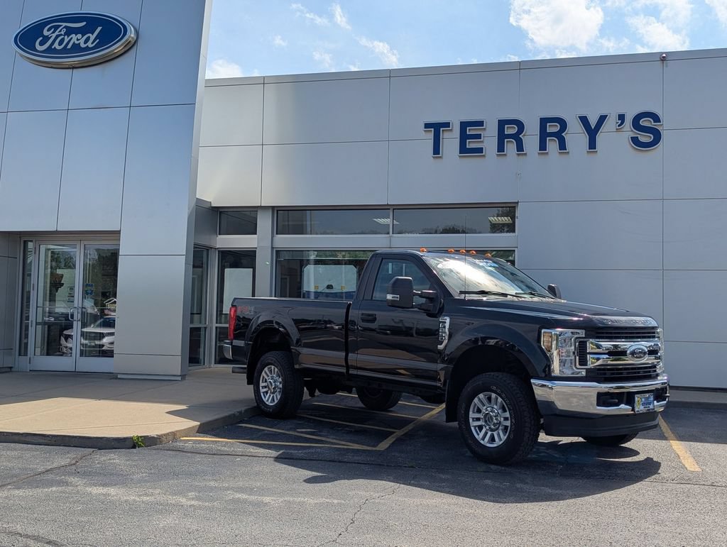 Used 2018 Ford F250 XL w/ STX Appearance Package AWD/4WD image 1