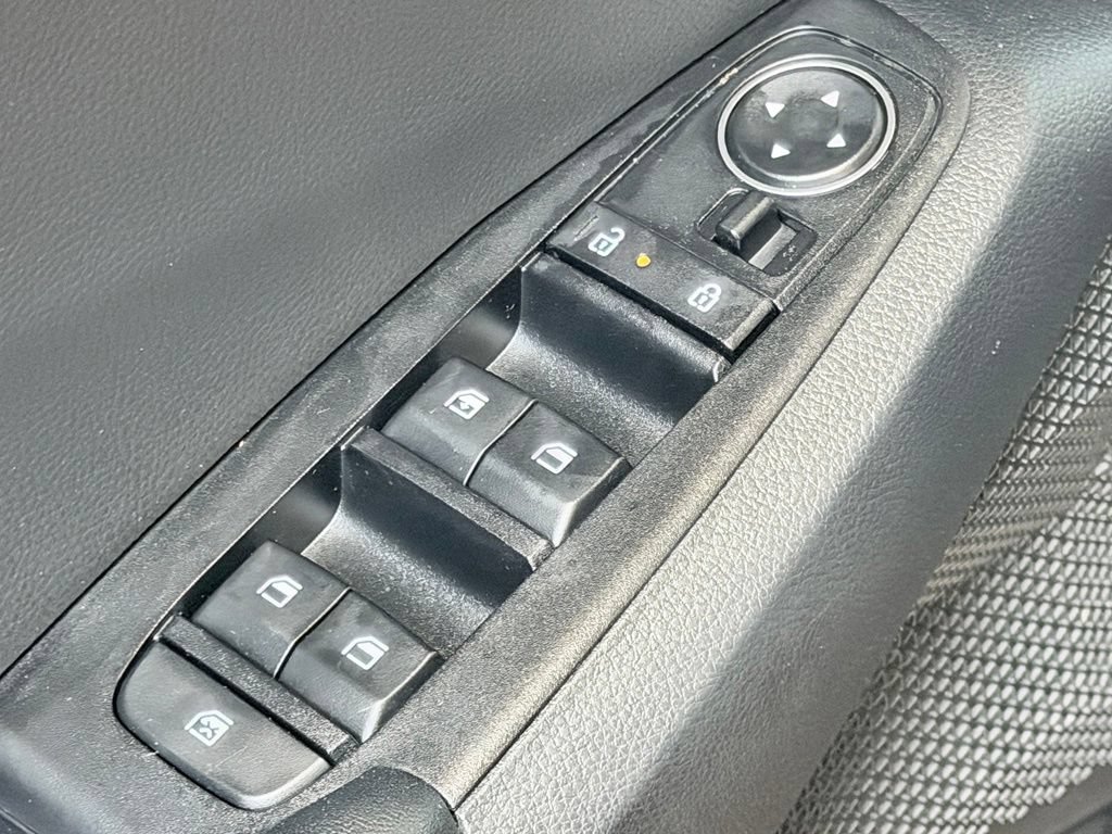 Used 2024 Kia Seltos S FWD image 11