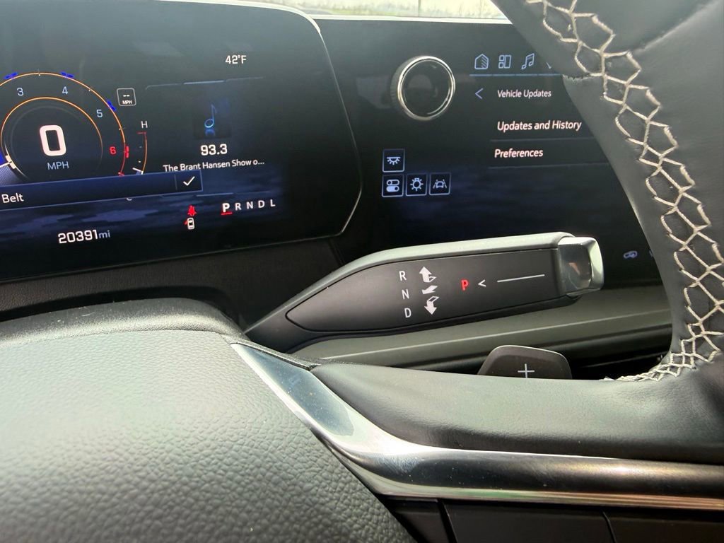 Used 2024 Chevrolet Traverse LS image 33