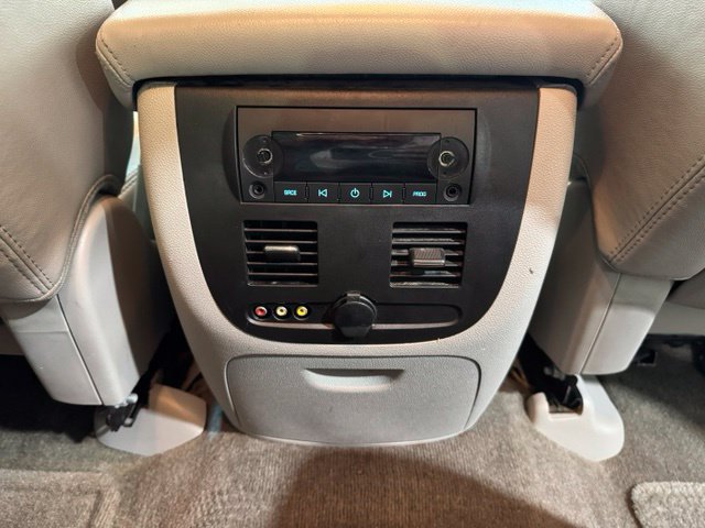 Used 2013 Chevrolet Avalanche LT w/ Suspension Package, Off-Road AWD/4WD image 16