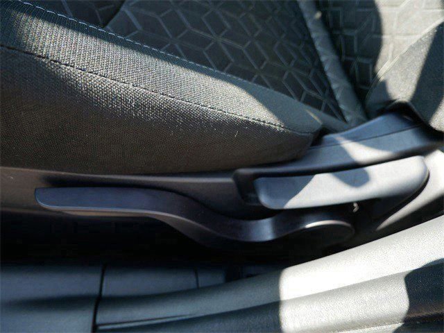 Used 2025 Mitsubishi Outlander Sport ES image 17