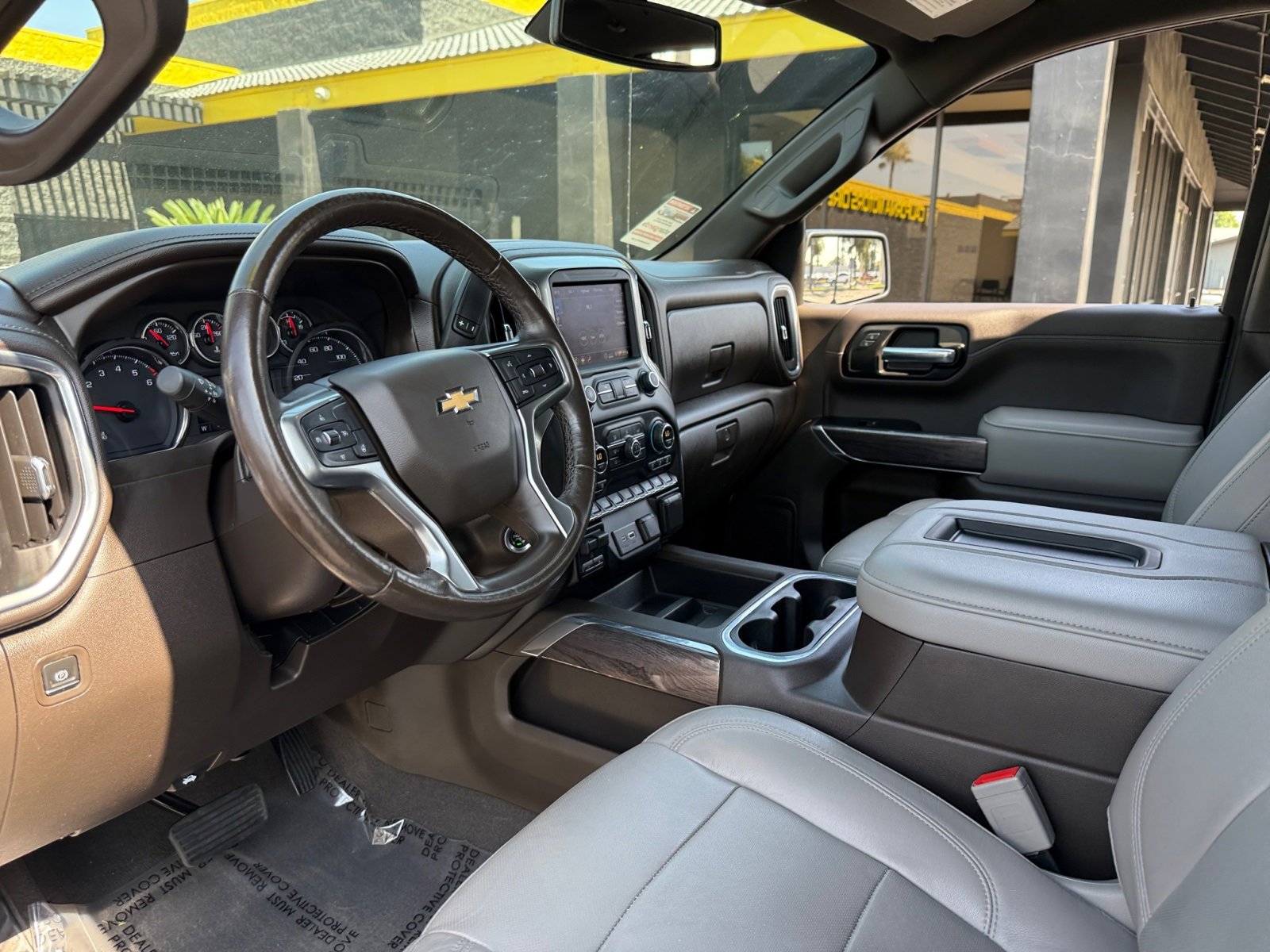 Used 2020 Chevrolet Silverado 1500 LTZ w/ LTZ Plus Package image 16