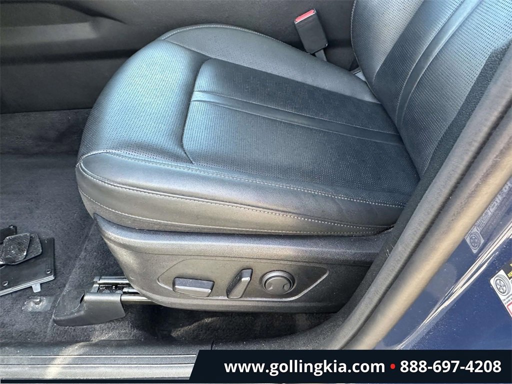 Certified 2024 Kia Sorento S w/ Panoramic Sunroof Package image 15