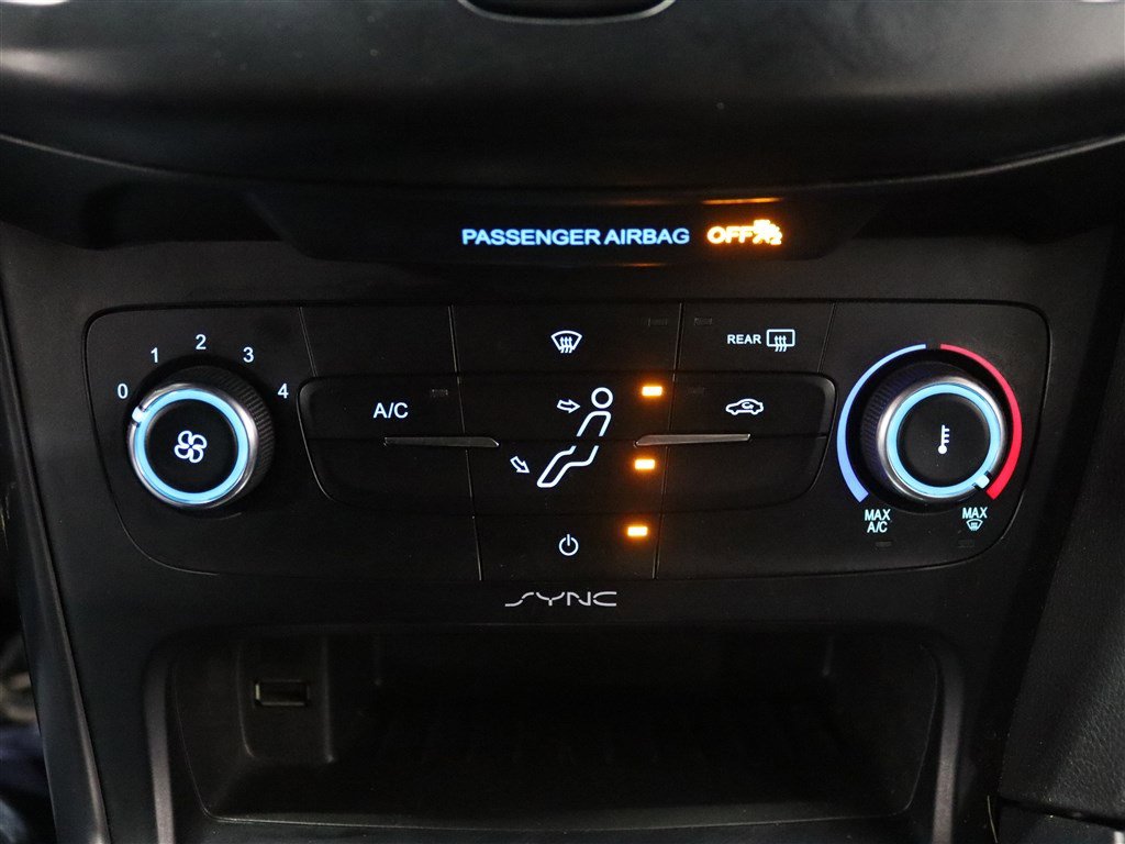 Used 2018 Ford Focus ST image 24