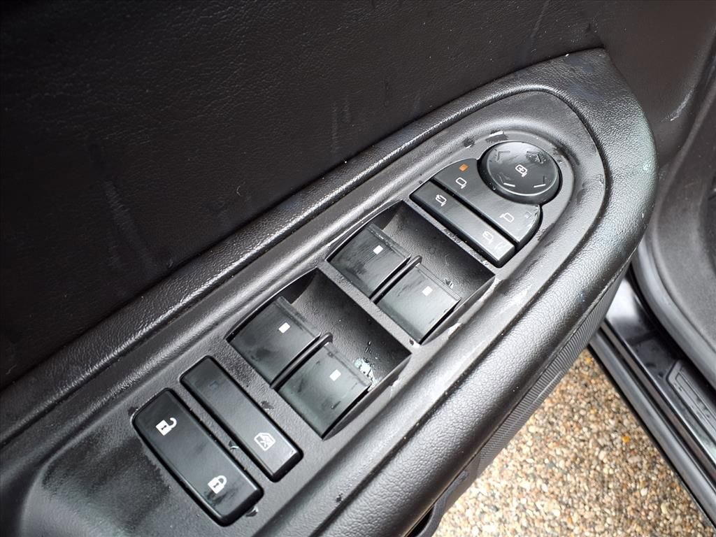 Used 2017 GMC Acadia Limited SLT image 13