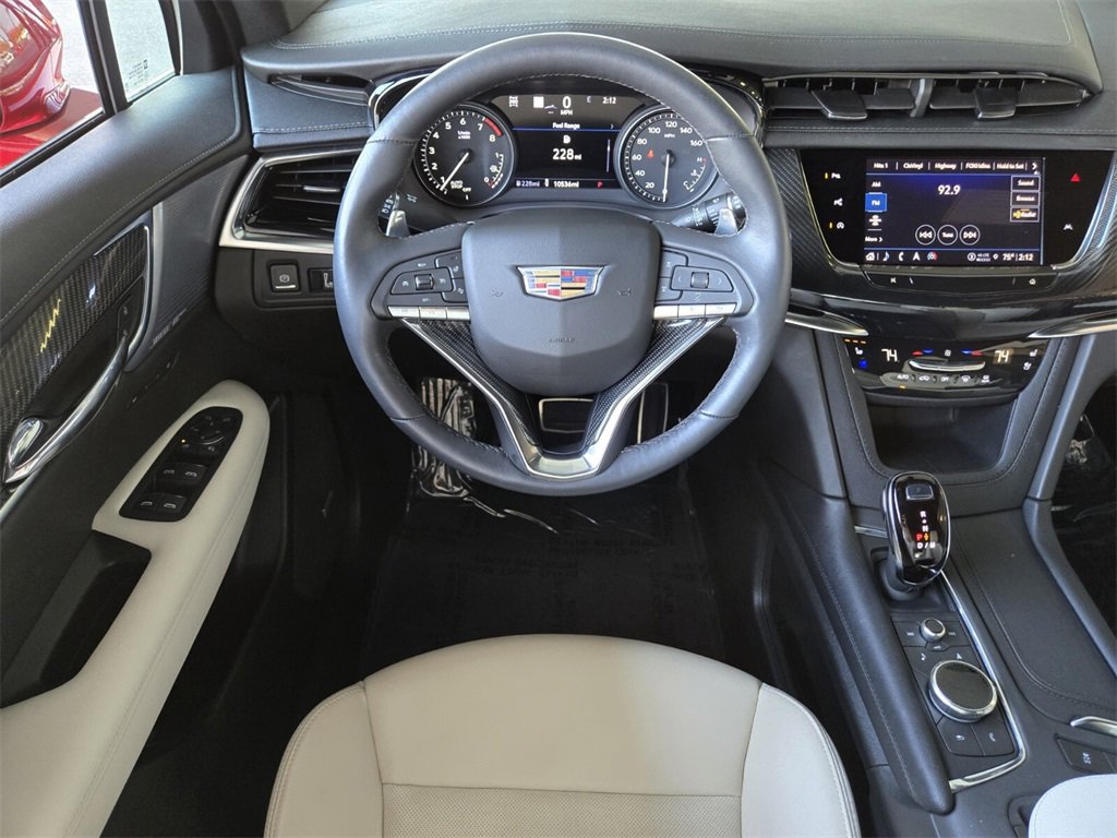 Used 2024 Cadillac XT6 Sport w/ Technology Package image 14