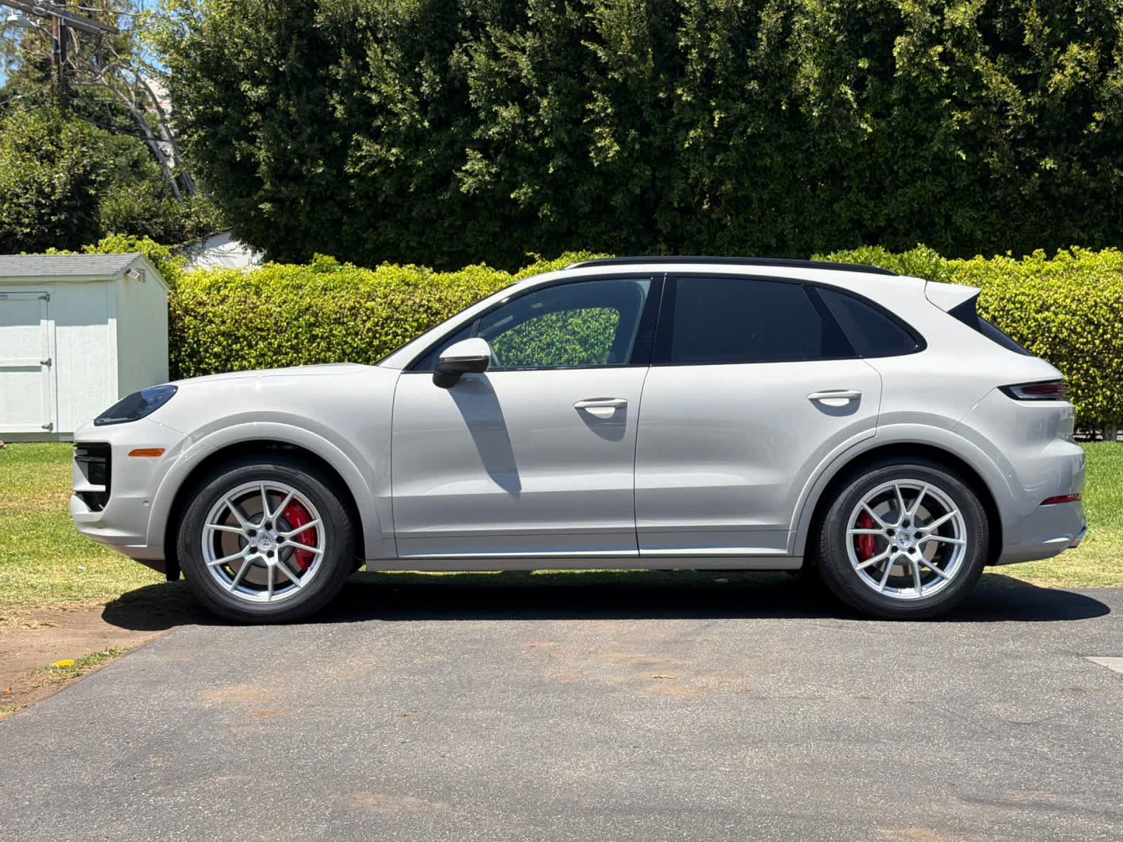 New 2026 Porsche Cayenne S AWD/4WD image 2
