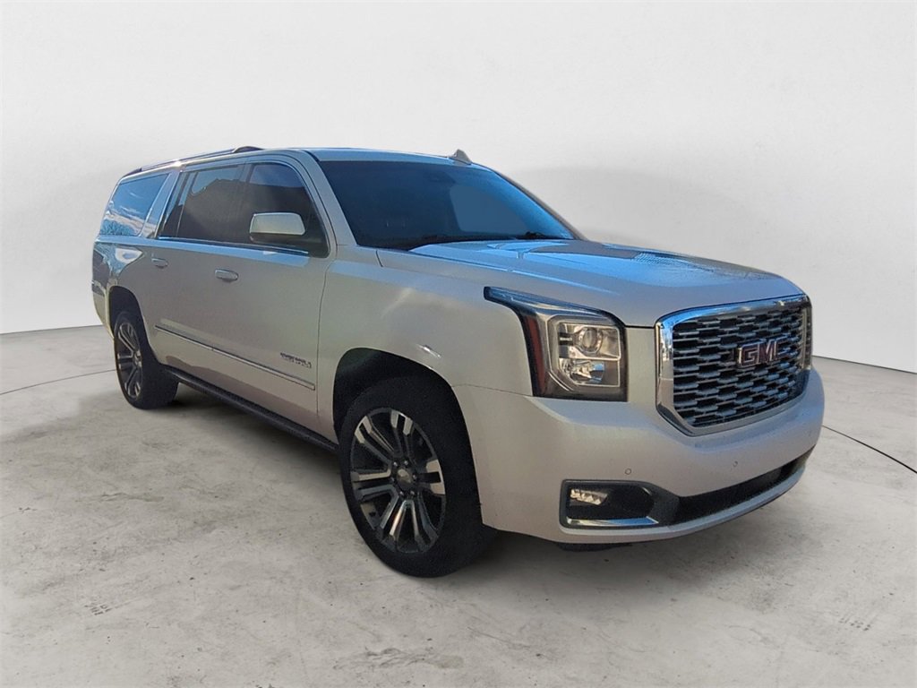 Used 2018 GMC Yukon XL Denali image 7