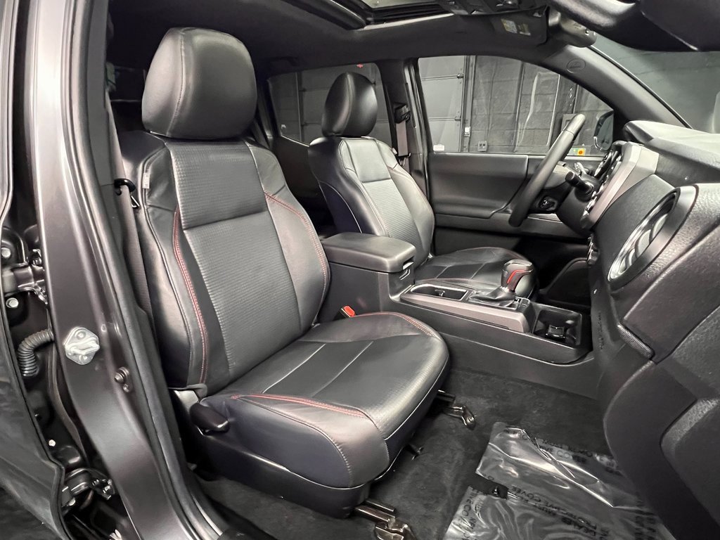 Used 2022 Toyota Tacoma TRD Pro image 4