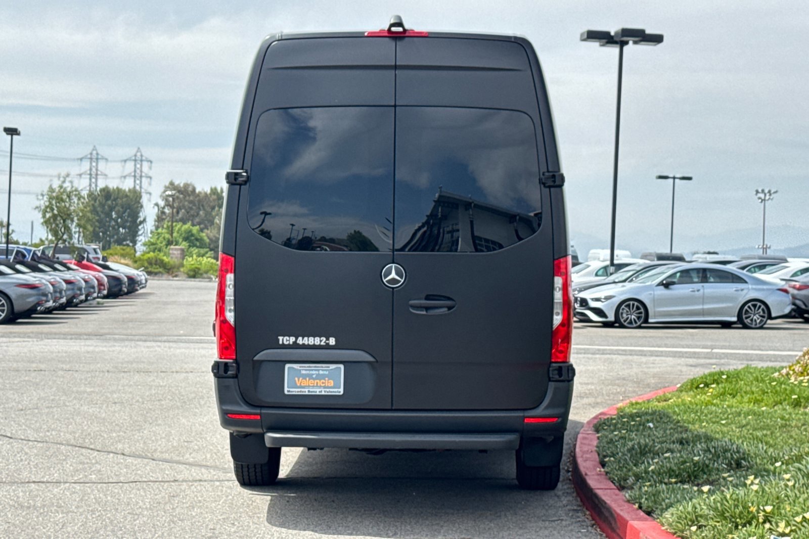 Used 2024 Mercedes-Benz eSprinter 170 Cargo image 5