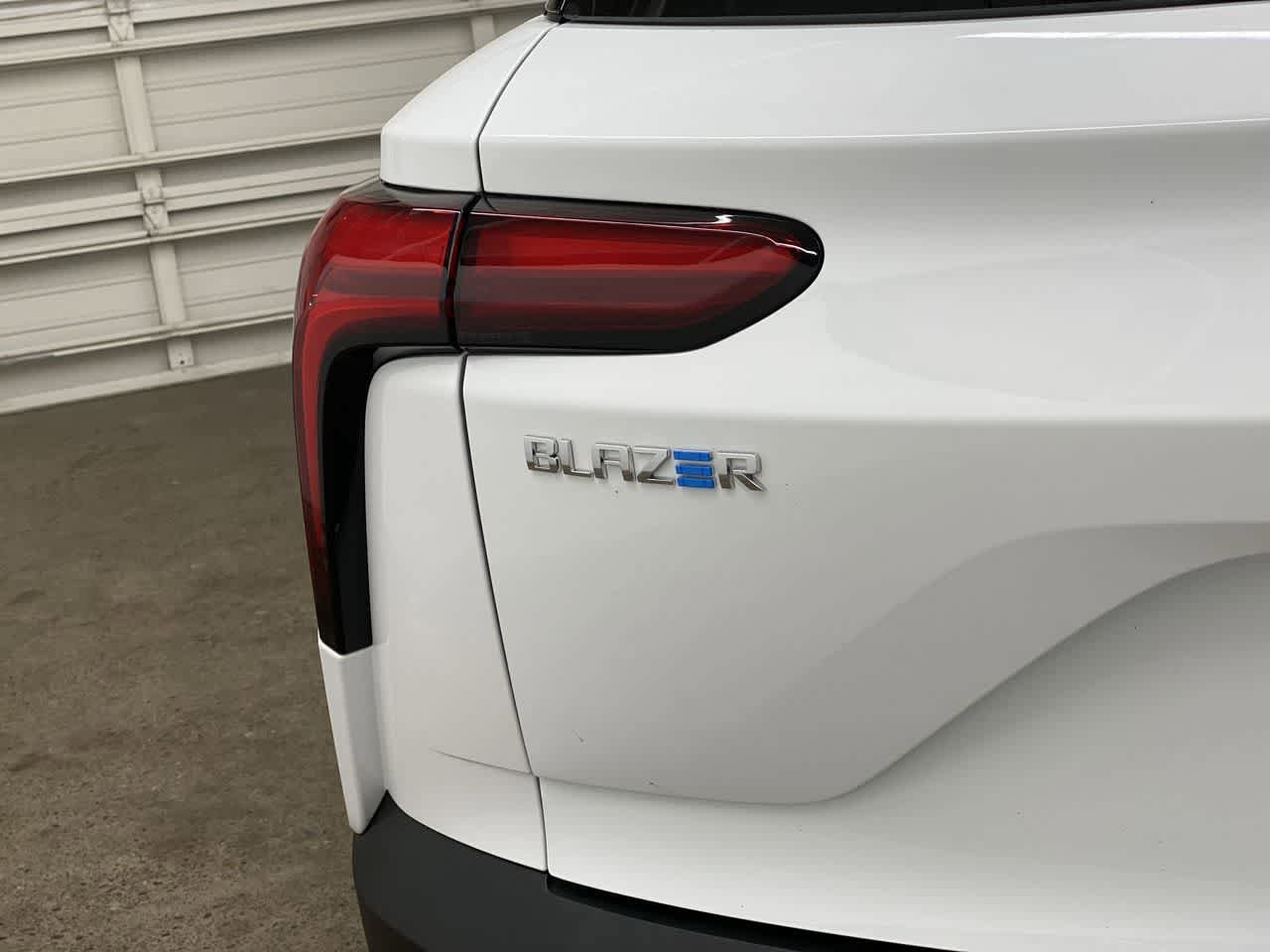 Used 2024 Chevrolet Blazer EV LT AWD/4WD image 10