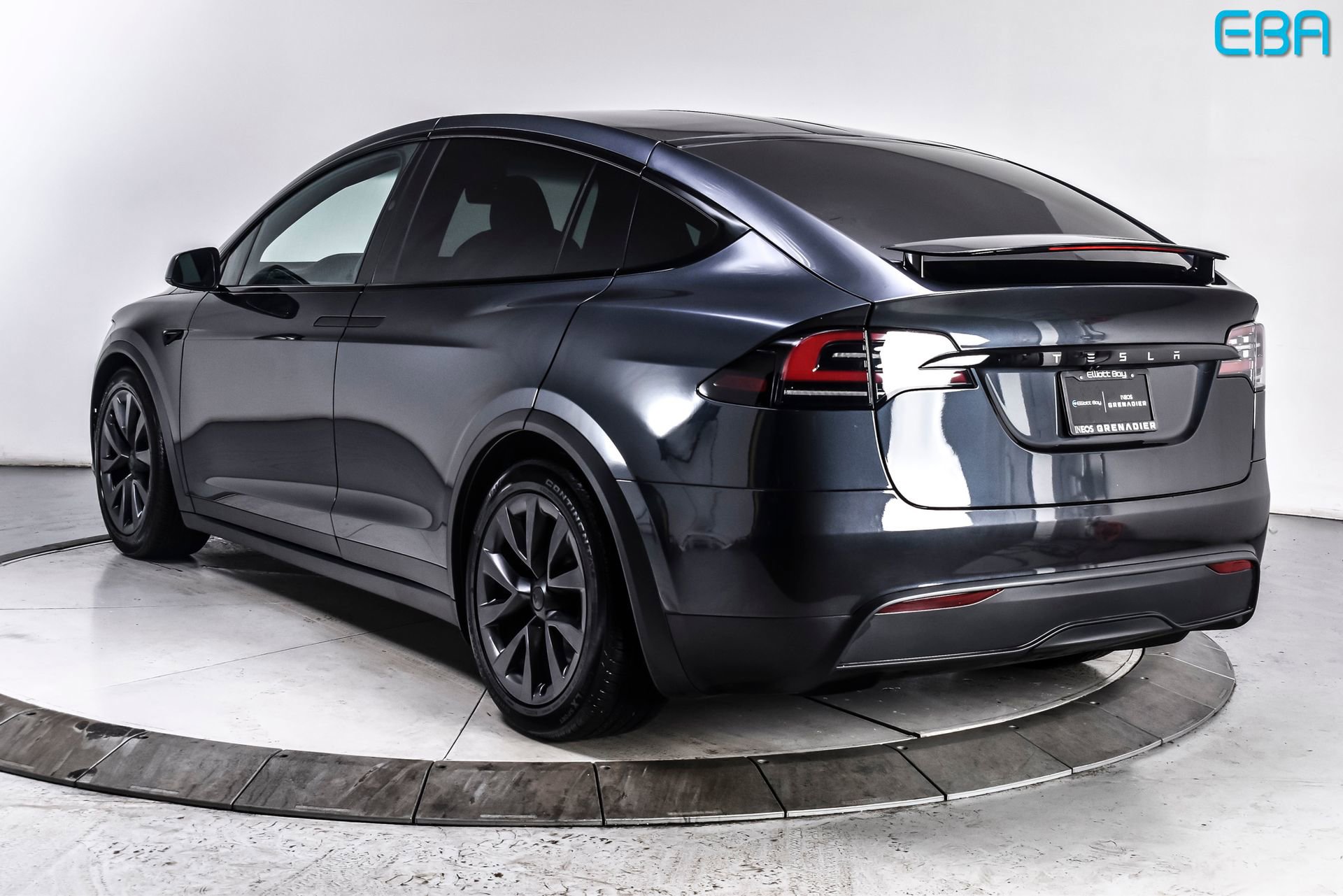 Used 2024 Tesla Model X image 5
